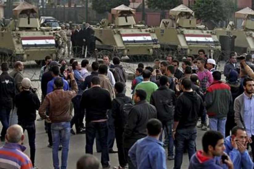 ​Qahirədə nümayişçilərin üzərinə tank yeridilib