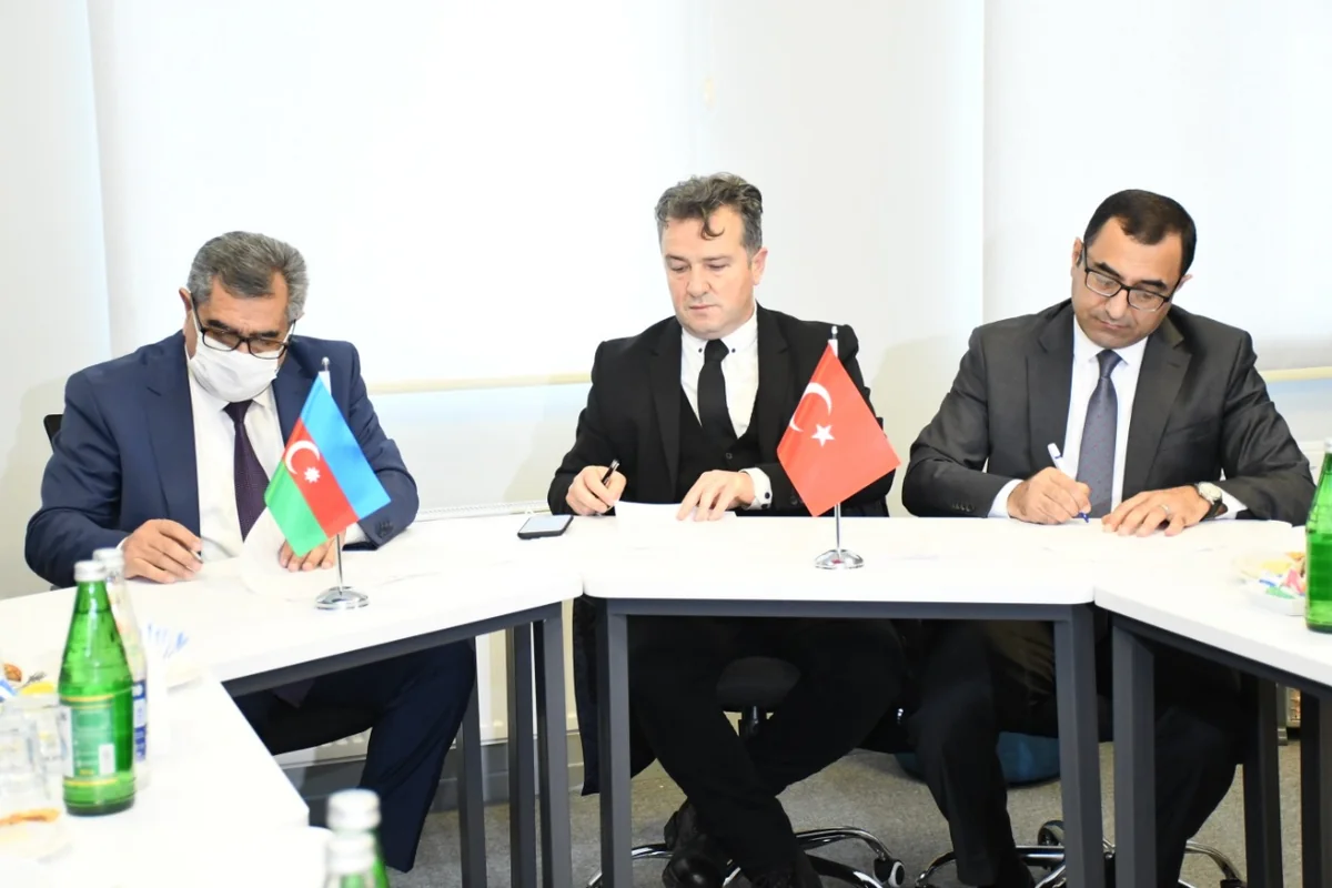 Azərbaycan və Türkiyənin peşə məktəbləri əməkdaşlıq memorandumları imzalayıb