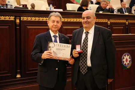 Akademik Azad Mirzəcanzadənin 90 illik yubileyinə həsr olunan beynəlxalq konfransı başlayıb