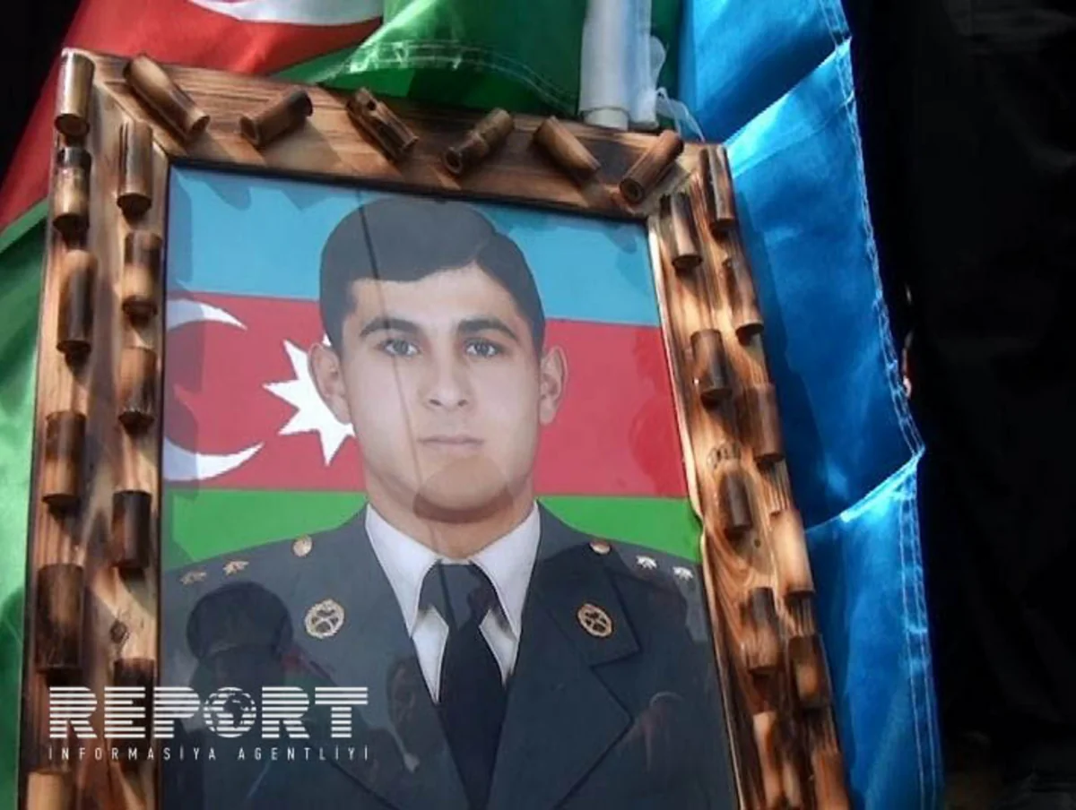 Şəhid Rəşid Mehdiyevin təltif edildiyi medal ailəsinə təqdim olunub