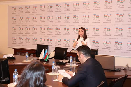 Jurnalistlər üçün təşkil edilmiş üçgünlük təlimlər başa çatıb