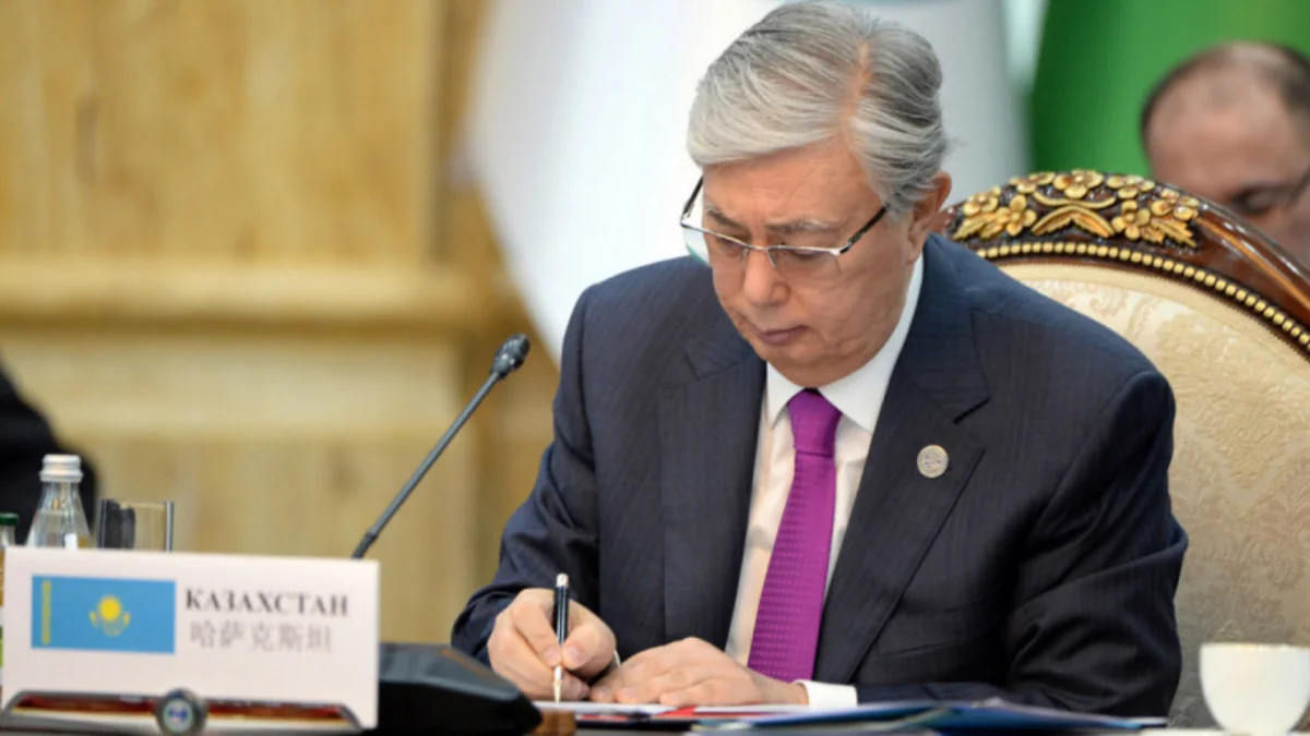 Kazakhstan ratifies protocol on protection of Caspian Sea from pollution