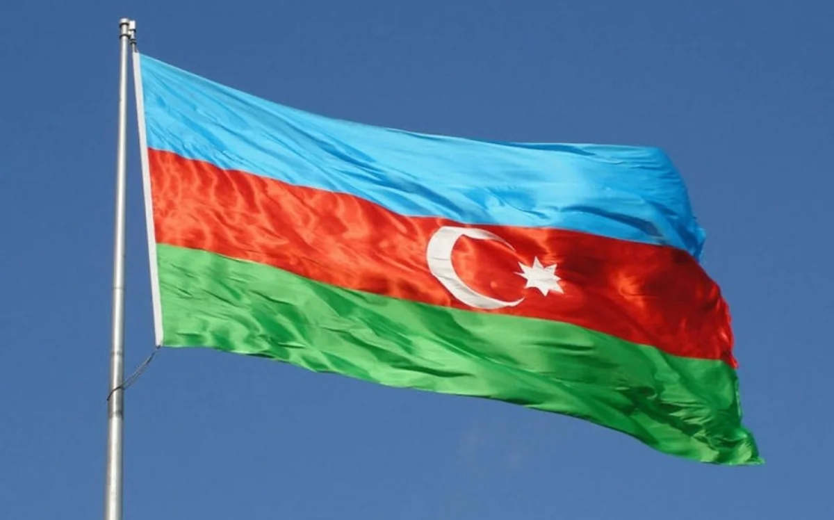 Londonda Respublika Gününə aid lövhələr quraşdırılıb