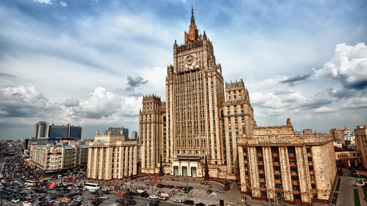 ​МИД России: при взрыве в Кабуле повреждено здание посольства