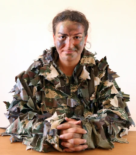 Azərbaycanın qadın snayperi: Gizlənməyi, saatlarla hərəkətsiz qalmağı bacarmalısan