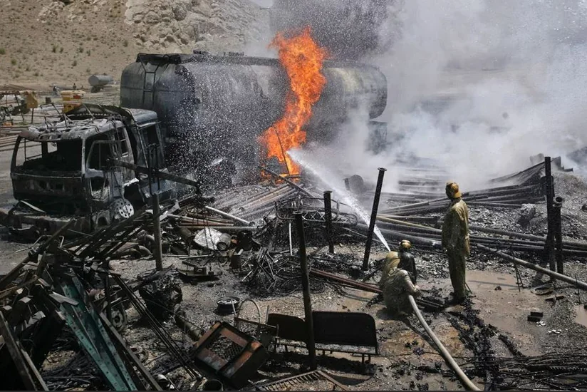 Əfqanıstan-İran gömrük məntəqəsində yanğın zamanı 70 nəfər xəsarət alıb