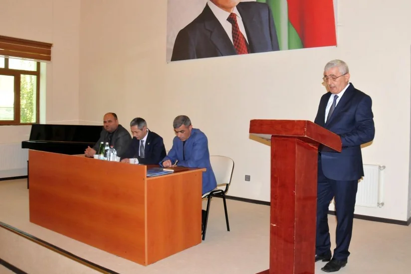 Əmək Müfəttişliyi: 15 yaşına çatmamış uşaqların işə götürülməsi qanunsuzdur