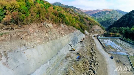 Toğanalı-Kəlbəcər-İstisu yolunun və Murovdağ tunelinin inşası davam etdirilir