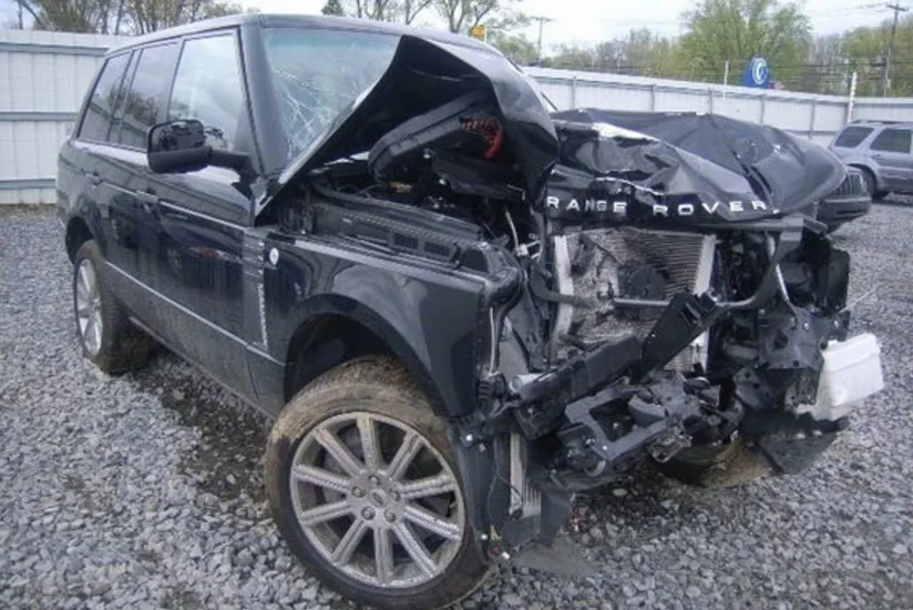 Siyəzəndə “Range Rover”lə qəza törədən şəxs ölüb