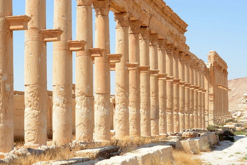 Suriya müxalifəti daha üç şəhərə nəzarəti ələ keçirib