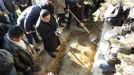 “Günəşli” yatağındakı baş verən qəzada həlak olanlardan biri Bakıxanovdakı qəbiristanlıqda dəfn olunub