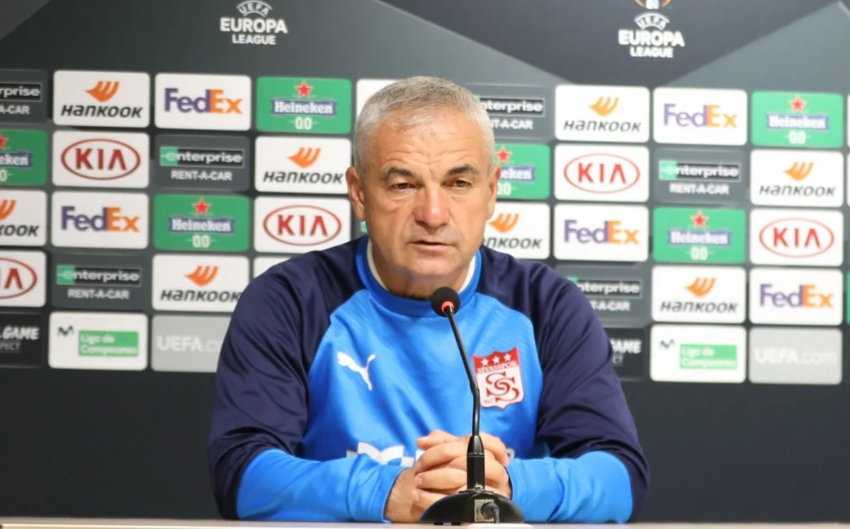 Rıza Çalımbay: Qarabağla həm Türkiyə, həm də özümüz üçün oynayacağıq