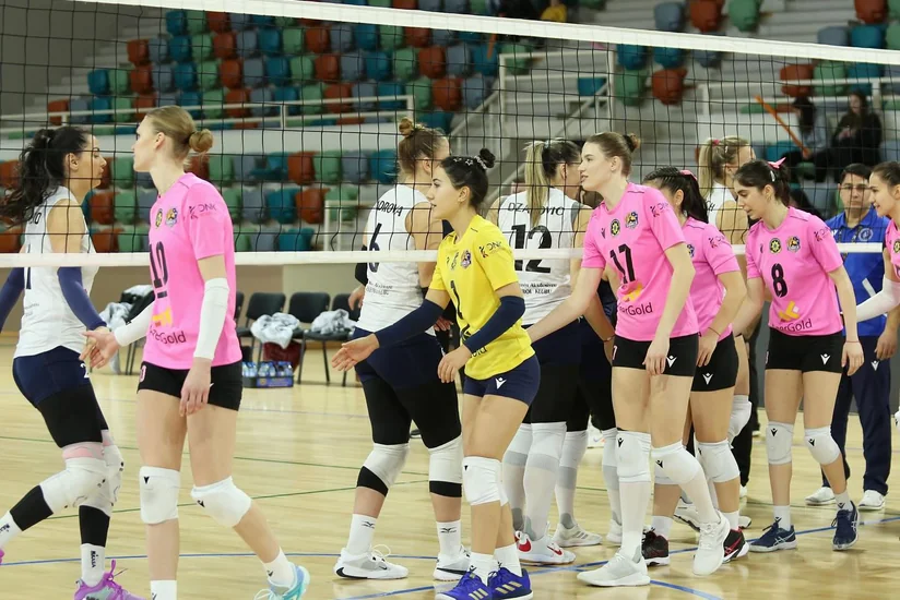 Qadın voleybolçular arasında Azərbaycan çempionatında XIII tura start veriləcək