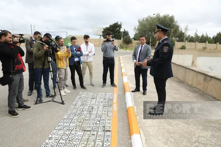 Bakıda tullantıların arasından 8-i əcnəbilərə məxsus olmaqla 57 avtomobil nömrəsi tapılıb