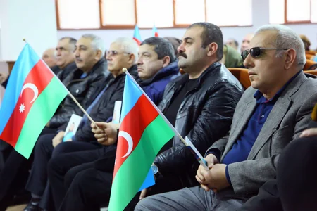 Könül Nurullayeva Qarabağ müharibəsi əlilləri, veteranları, şəhid ailələri və Çernobıl əlilləri ilə görüşüb
