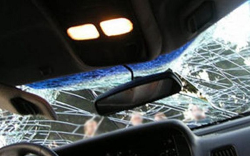 Bakıda yol qəzası baş verib, 4 nəfər xəsarət alıb