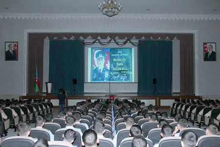 Heydər Əliyev adına Hərbi İnstitutda şəhid zabitin xatirəsi anılıb