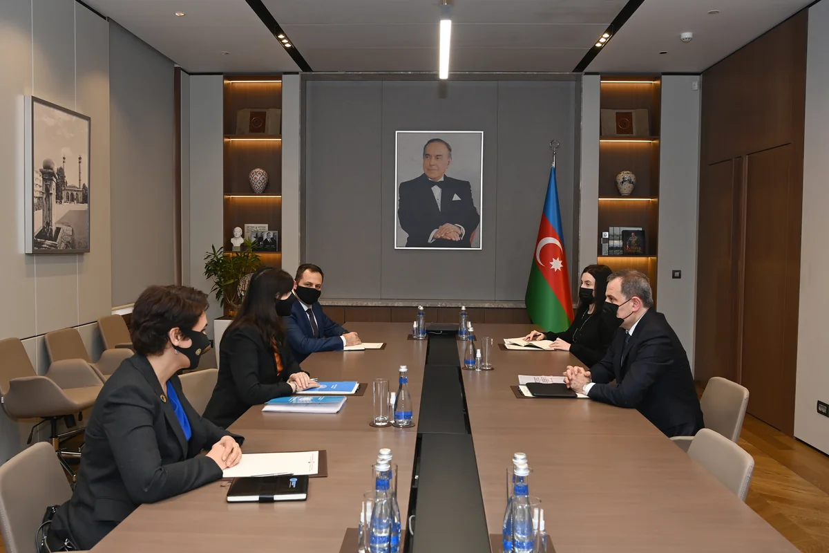 Ceyhun Bayramov BMT-nin Azərbaycanda rezident əlaqələndiricisi ilə görüşüb