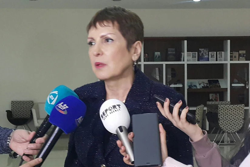 Rəna Şirəliyeva: Siqaret çəkmək dağınıq skleroz xəstəliyinə tutulmaq riskini artırır