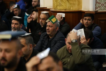 Bakıda Qədr gecəsi keçirilir - FOTOREPORTAJ