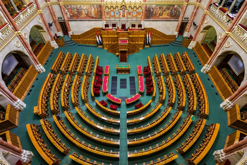 Парламент Венгрии из-за бойкота правящих партий не смог одобрить вступление Швеции в НАТО