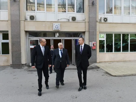 ​Prezident metronun “Elmlər Akademiyası” stansiyasının ikinci çıxışının açılışında iştirak edib