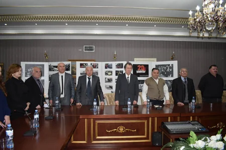 Tbilisidə Qanlı Yanvar faciəsinə həsr olunan konfrans və sərgi keçirilib - FOTO