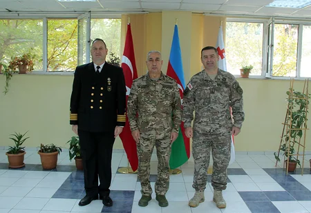 Bakıda Azərbaycan, Türkiyə və Gürcüstan kursantları arasında yarış keçirilir