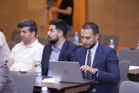 Bakıda dövlət rəsmiləri və sahibkarların iştirakı ilə görüş keçirilib