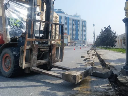 AAYDA: 8 Noyabr prospektində nəqliyyatın hərəkəti məhdudlaşdırılmayıb