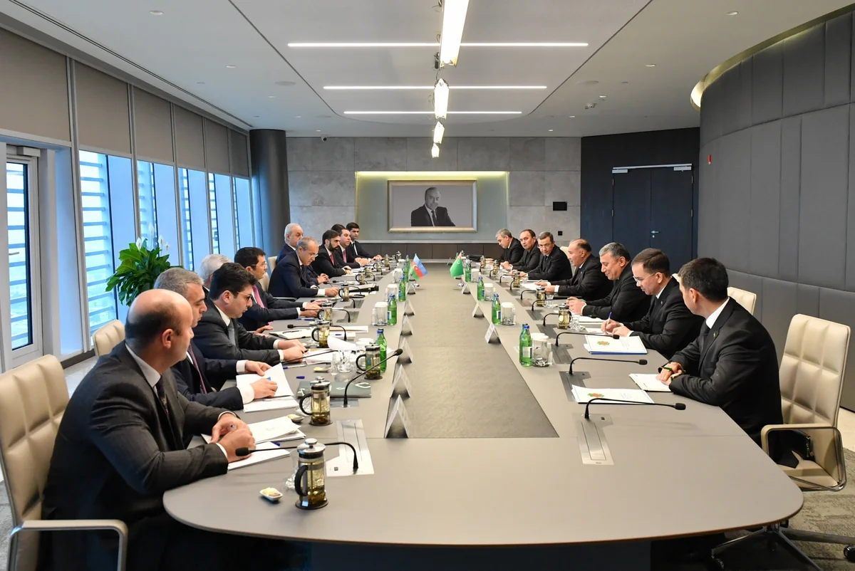 Azerbaijan, Turkmenistan mull economic cooperation opportunities