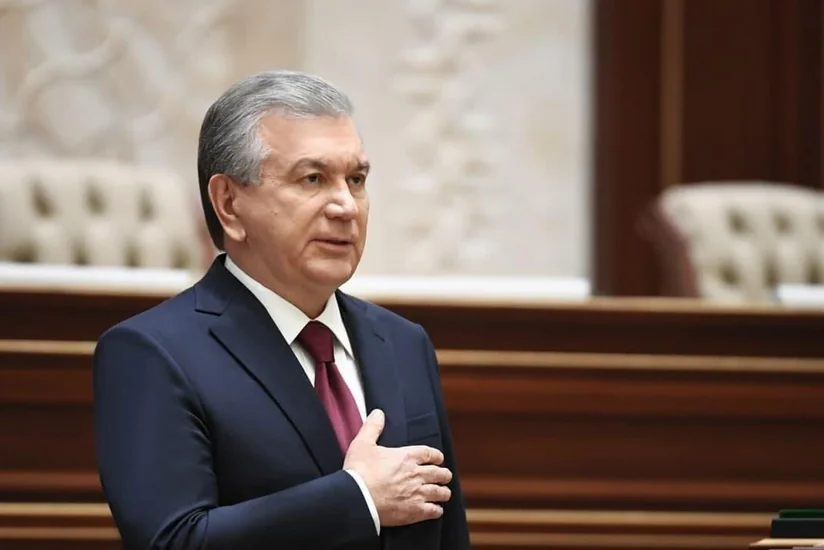 Şavkat Mirziyoyev and içərək Özbəkistan Prezidenti vəzifəsinin icrasına başlayıb - YENİLƏNİB