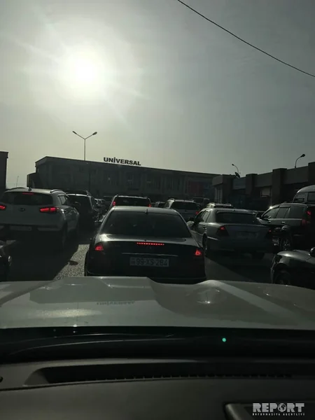 Sumqayıtda avtoqəza nəticəsində yol bağlanıb
