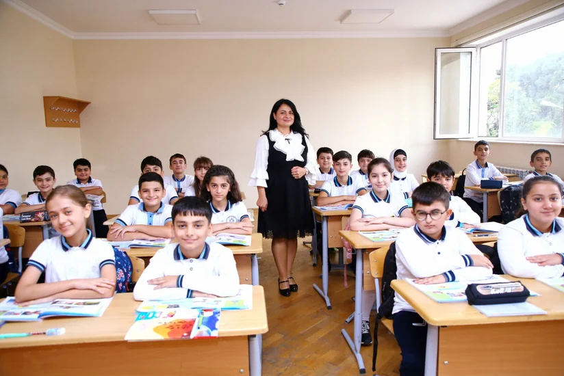 Bakı məktəblərində 505 mindən çox şagird təhsil alır
