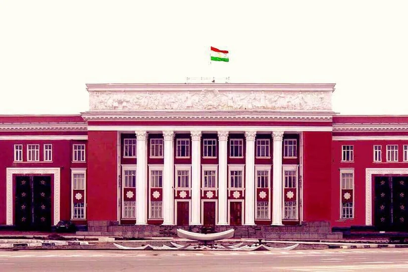 Парламент Таджикистана назначит дату проведения президентских выборов