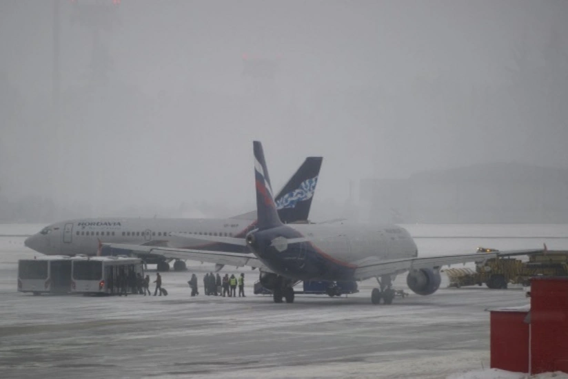 В аэропорту Шереметьево столкнулись два самолета