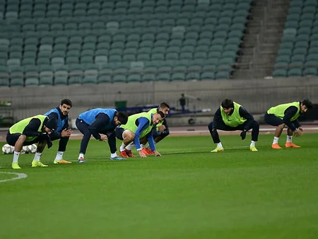 Azərbaycan yığması UEFA Millətlər Liqasındakı oyunlar ərəfəsində Bakı Olimpiya Stadionunda məşqə çıxıb