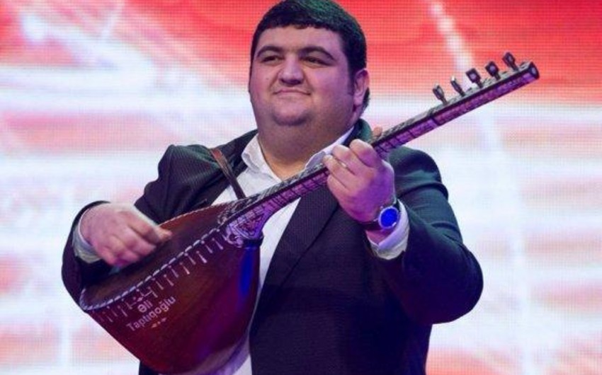 Aşıq Əlinin qohumunu toyda öldürməkdə təqsirləndirilən şəxsin məhkəməsi başlayıb