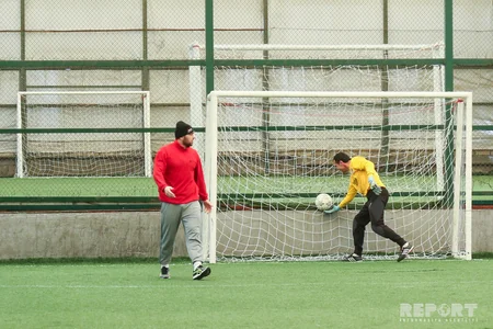 Futbol veteranları və tanınmış idmançılar arasında yoldaşlıq görüşü keçirilib - FOTO