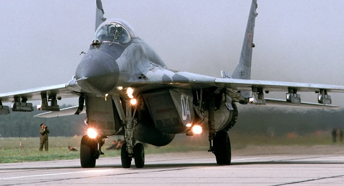 Rusiyalı hərbi pilotlar Ermənistanda MiQ-29 qırıcılarında uçmağa başlayıblar