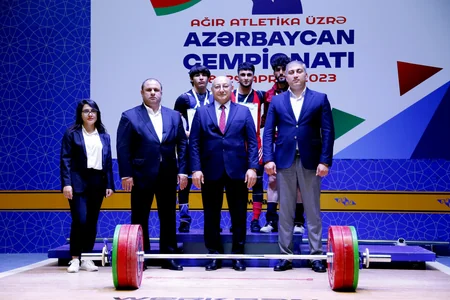 Türkiyəli atletlər ağırlıqqaldırma üzrə Azərbaycan çempionatını izləyiblər