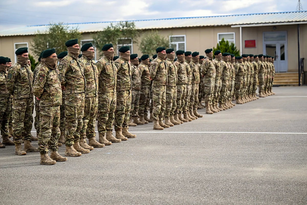Sualtı hücum xüsusi təyinatlı kursunun buraxılış mərasimi keçirilib