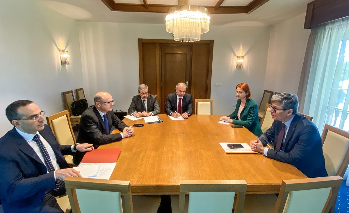 Azerbaijan and Romania discuss green energy exports 