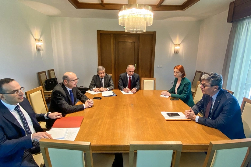 Azerbaijan and Romania discuss green energy exports 