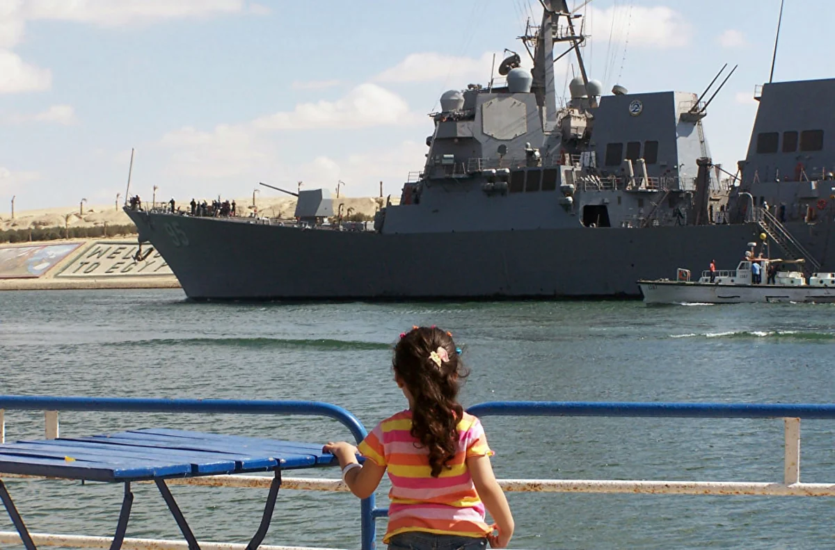 В Черном море появился эсминец США, оснащенный крылатыми ракетами