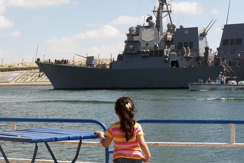 В Черном море появился эсминец США, оснащенный крылатыми ракетами