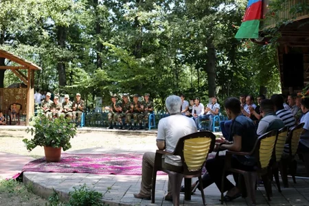 Lənkəranda istirahətdə olan aprel döyüşçülərinin bir qrupu ilə görüş keçirilib - FOTO