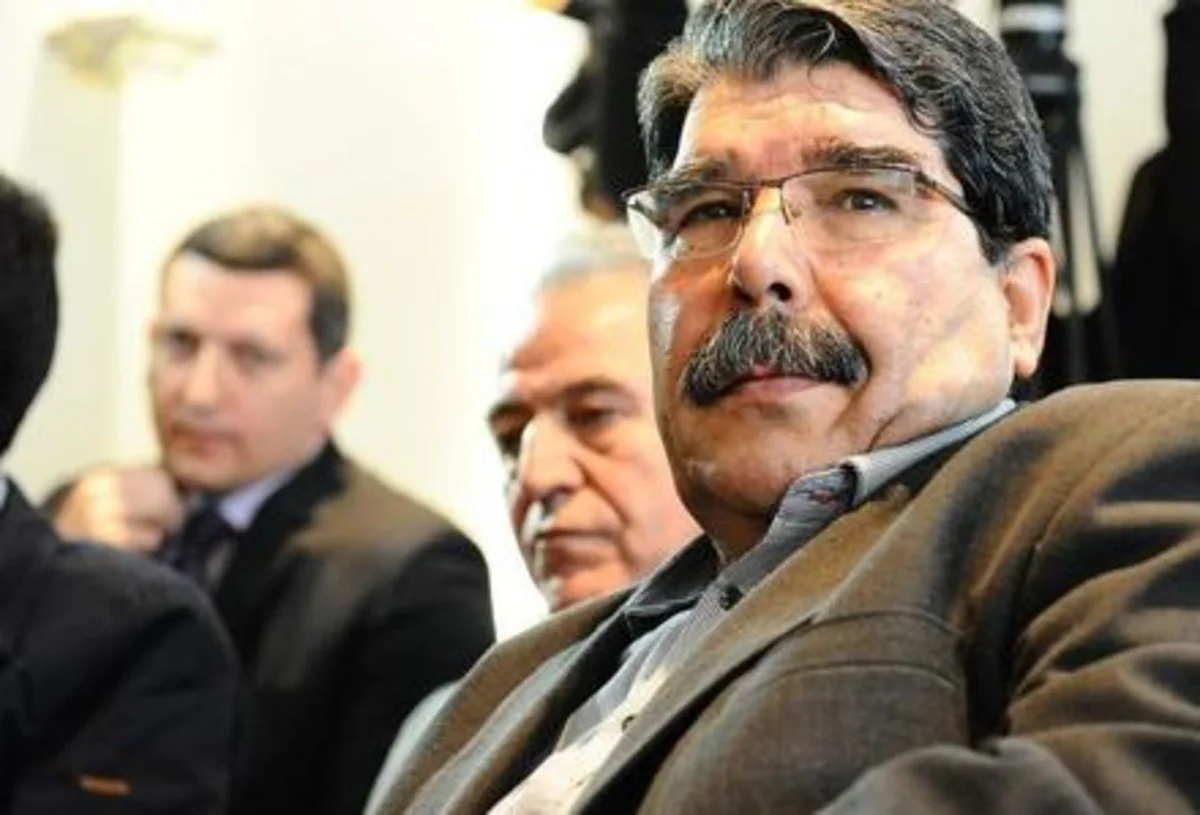 ​PKK-nın Suriyadakı qolunun həmsərdi Moskvaya gedib