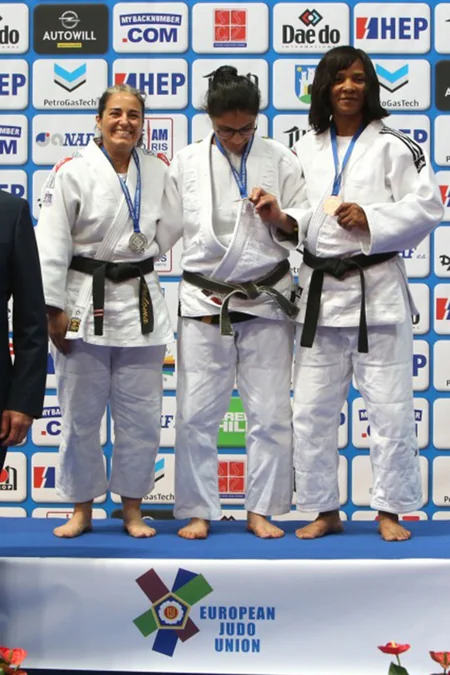 Veteran Azərbaycan cüdoçuları Avropa çempionatında 10 medal qazanıblar