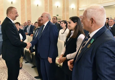 Prezident Sumqayıtın 70 illiyinə həsr olunan tədbirdə iştirak edib - YENİLƏNİB-2